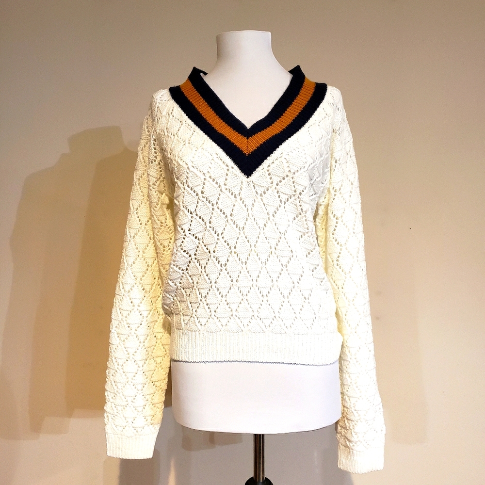 New DEREK HEART crop top Sweater Long Sleeves NWO